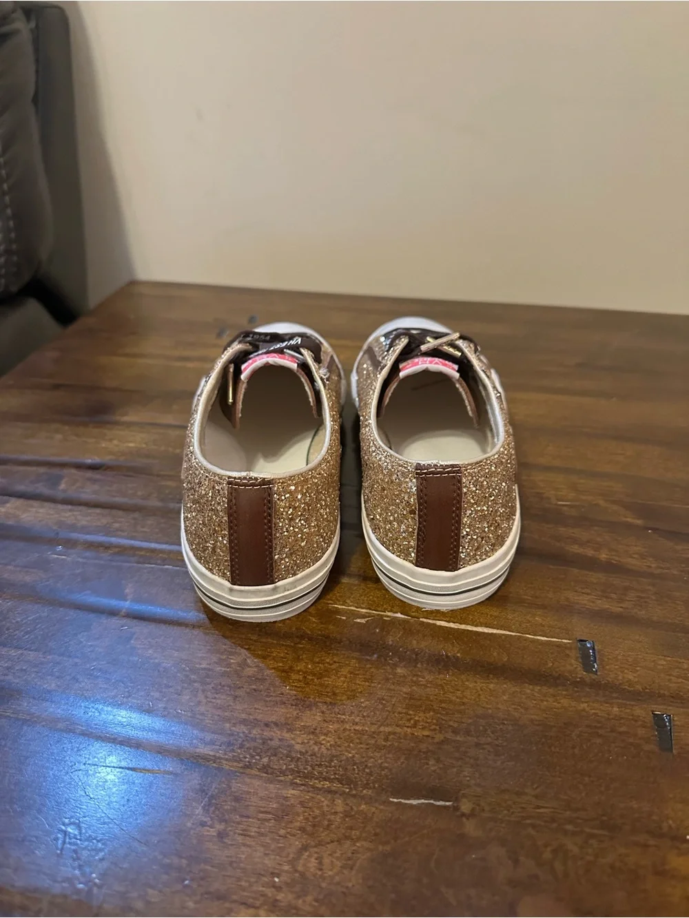 Vintage Havana Gold Glitter Low-Top Sneakers with White Toe Cap